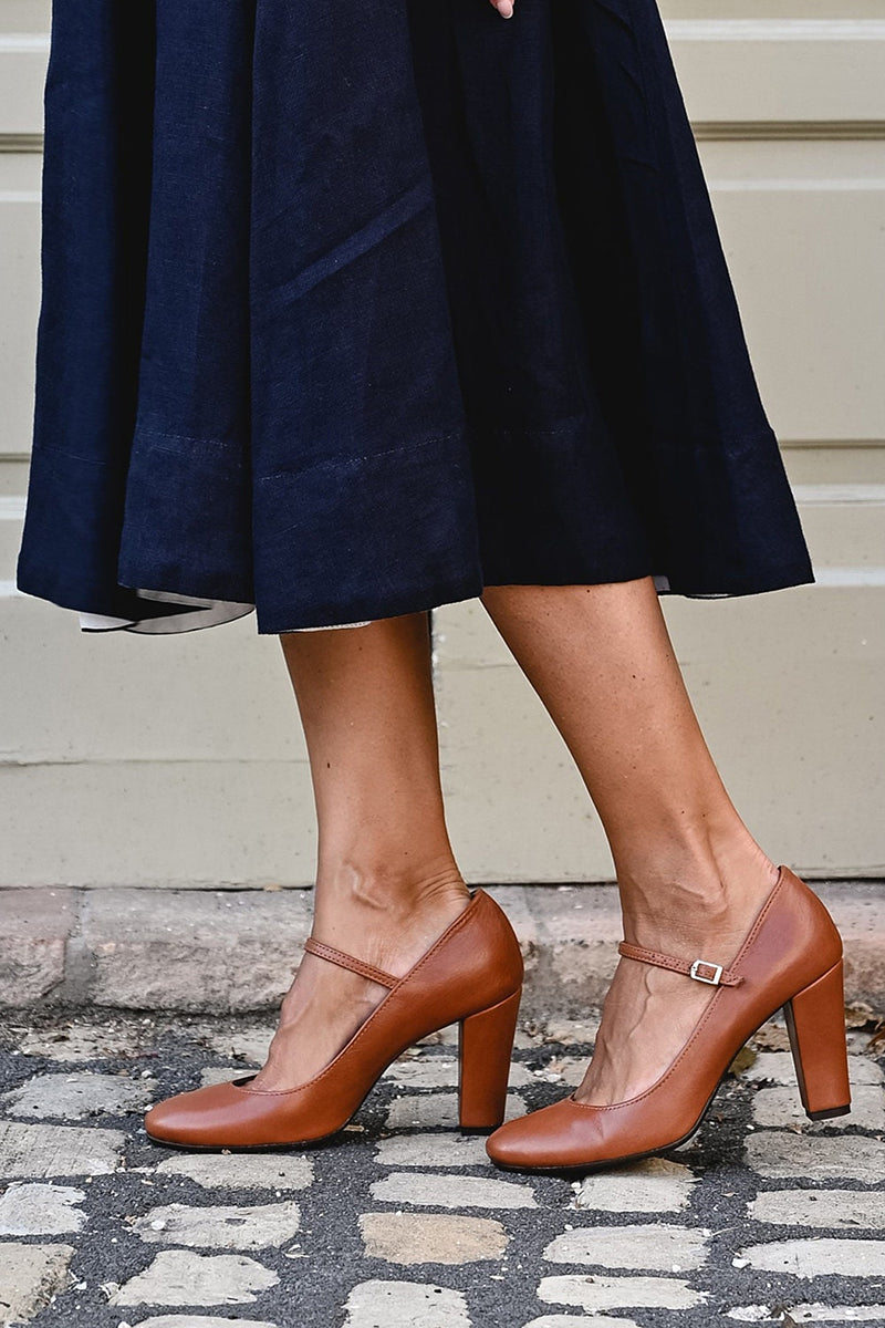 Yvonne – Women Elegant Low Heel Shoes - Image 4