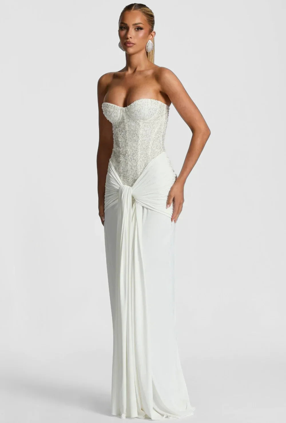 Nele – Elegant Strapless Gown - Image 2