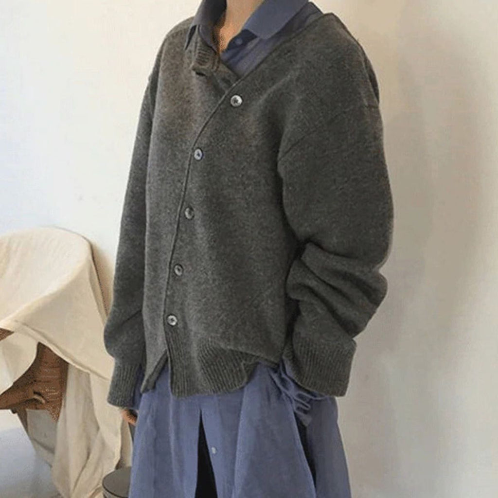 Women's soft-knit sweater with a button placket and a loose fit - J&B; - 5 - Elvaroza.com