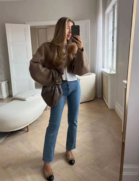 Short women's blazer with a button placket and a relaxed fit - J&B; - 3 - Elvaroza.com