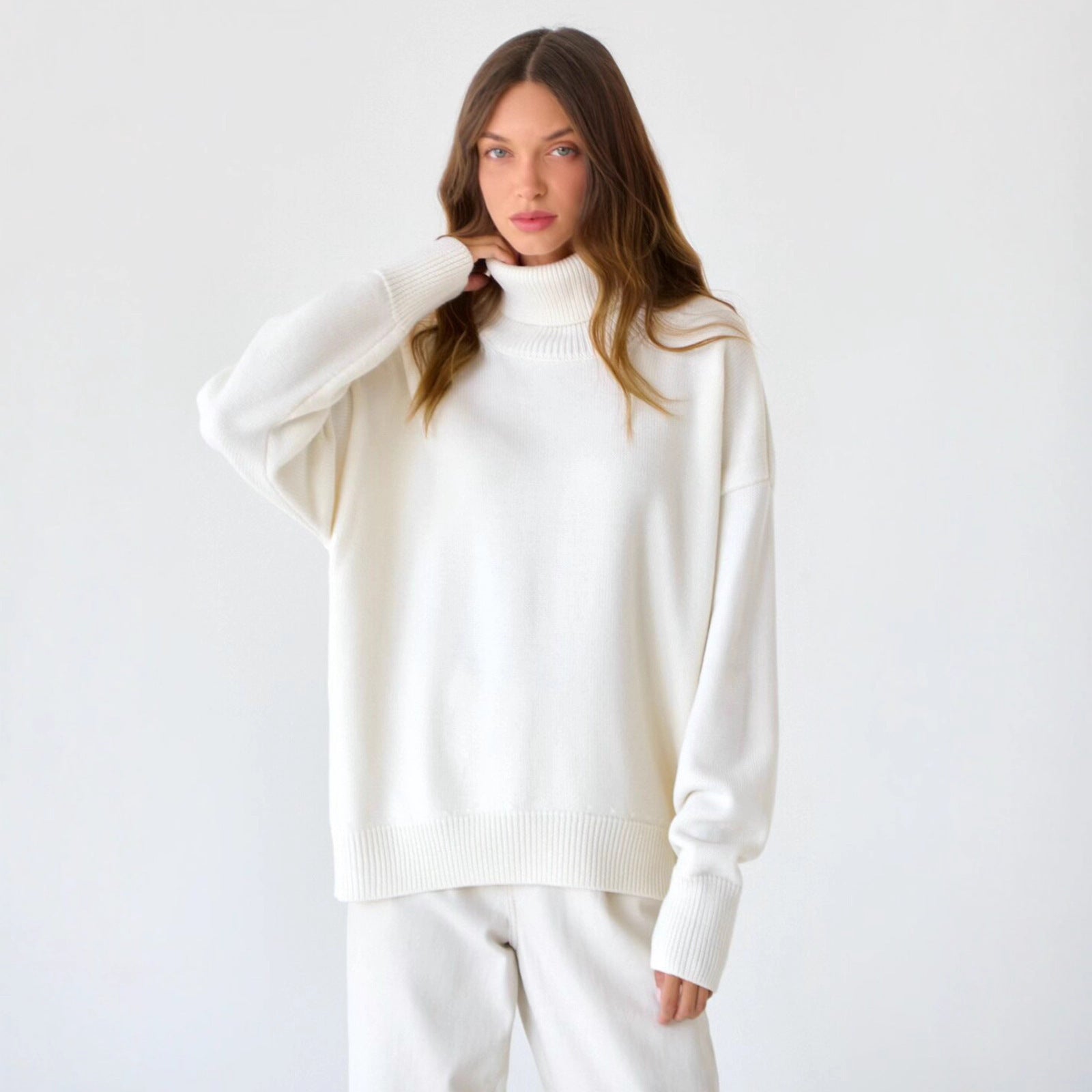 Women's loose-fitting sweater with a turtleneck and long sleeves - J&B; - 2 - Elvaroza.com