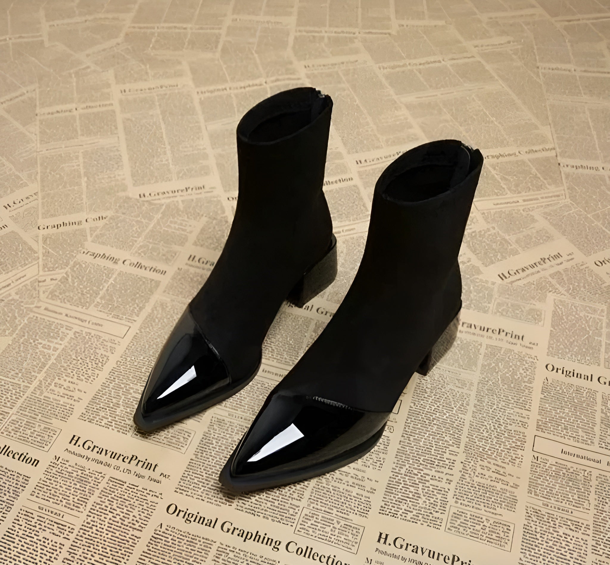 Women's Ankle Boots with Block Heels and Shiny Toes - J&B; - 2 - Elvaroza.com