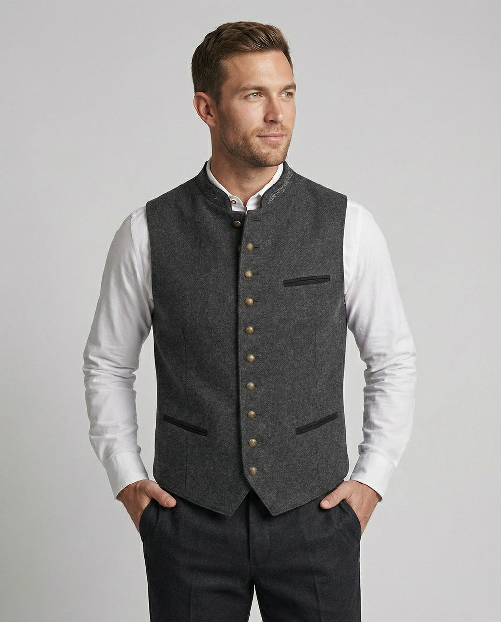 Traditional-style men's vest with a fitted cut - J&B; - 1 - Elvaroza.com