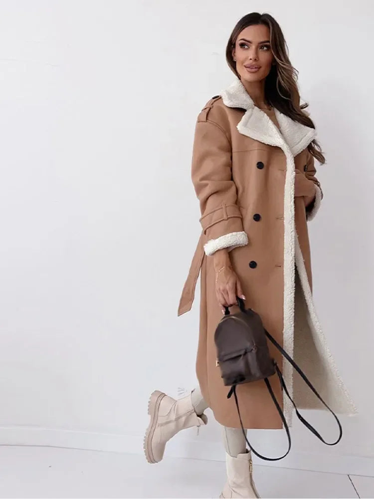 Long women's coat with a double-breasted placket and a cozy collar - J&B; - 3 - Elvaroza.com