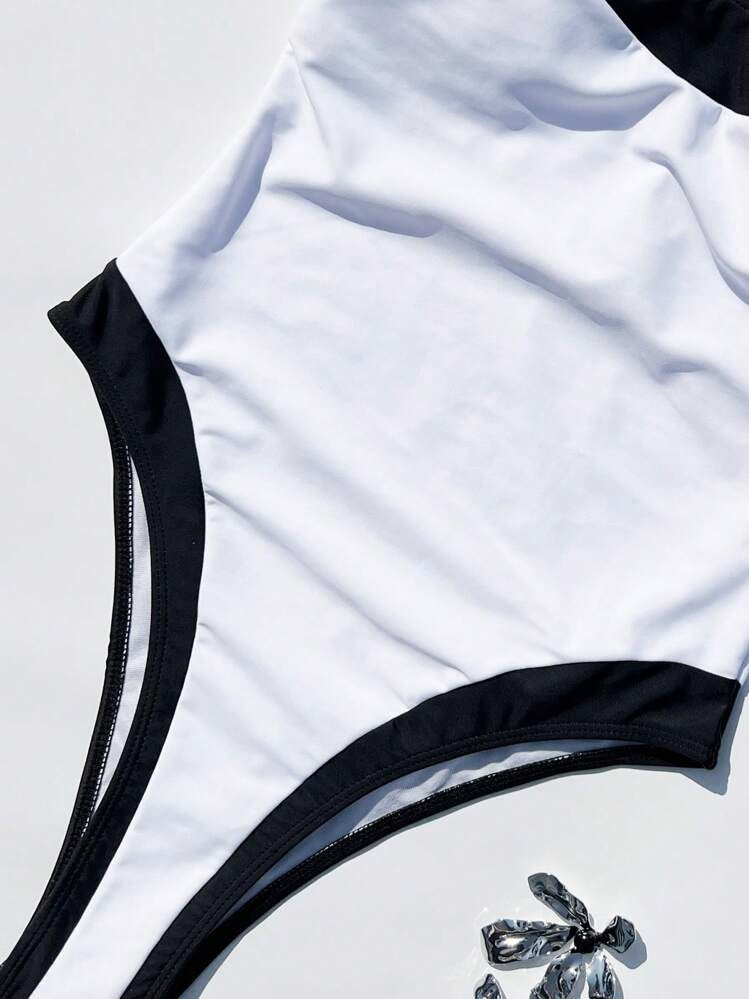 Bikini Women's Elegant Cut with Contrast Detailing - Image 8
