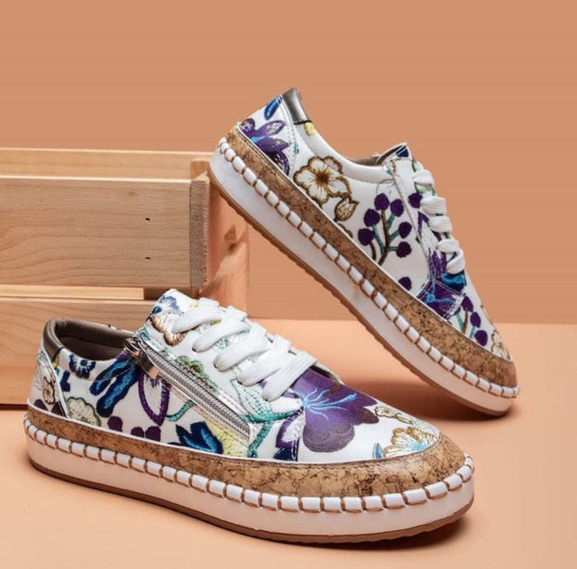 Johanna – Stylish Floral Sneakers - Image 2