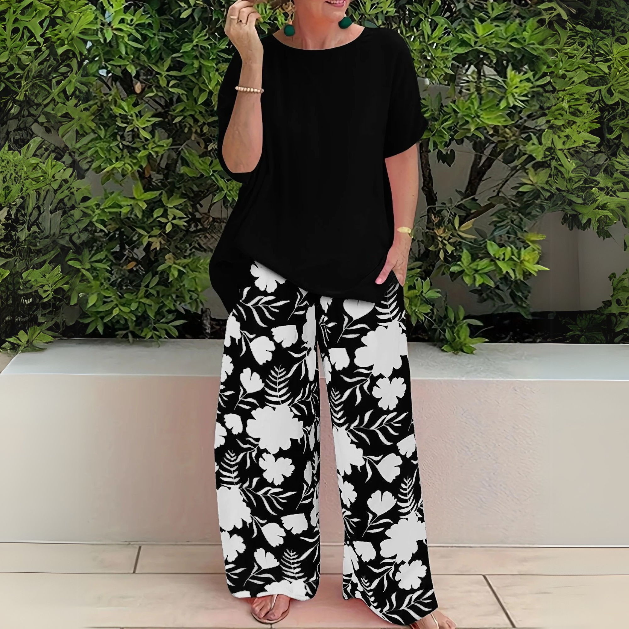 Daniela – Women Floral Print Wide Leg Outfit - Image 2