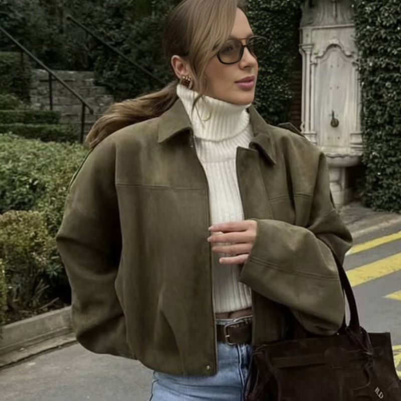Cropped Jacket Women's with Relaxed Fit and Button Closure - Image 1
