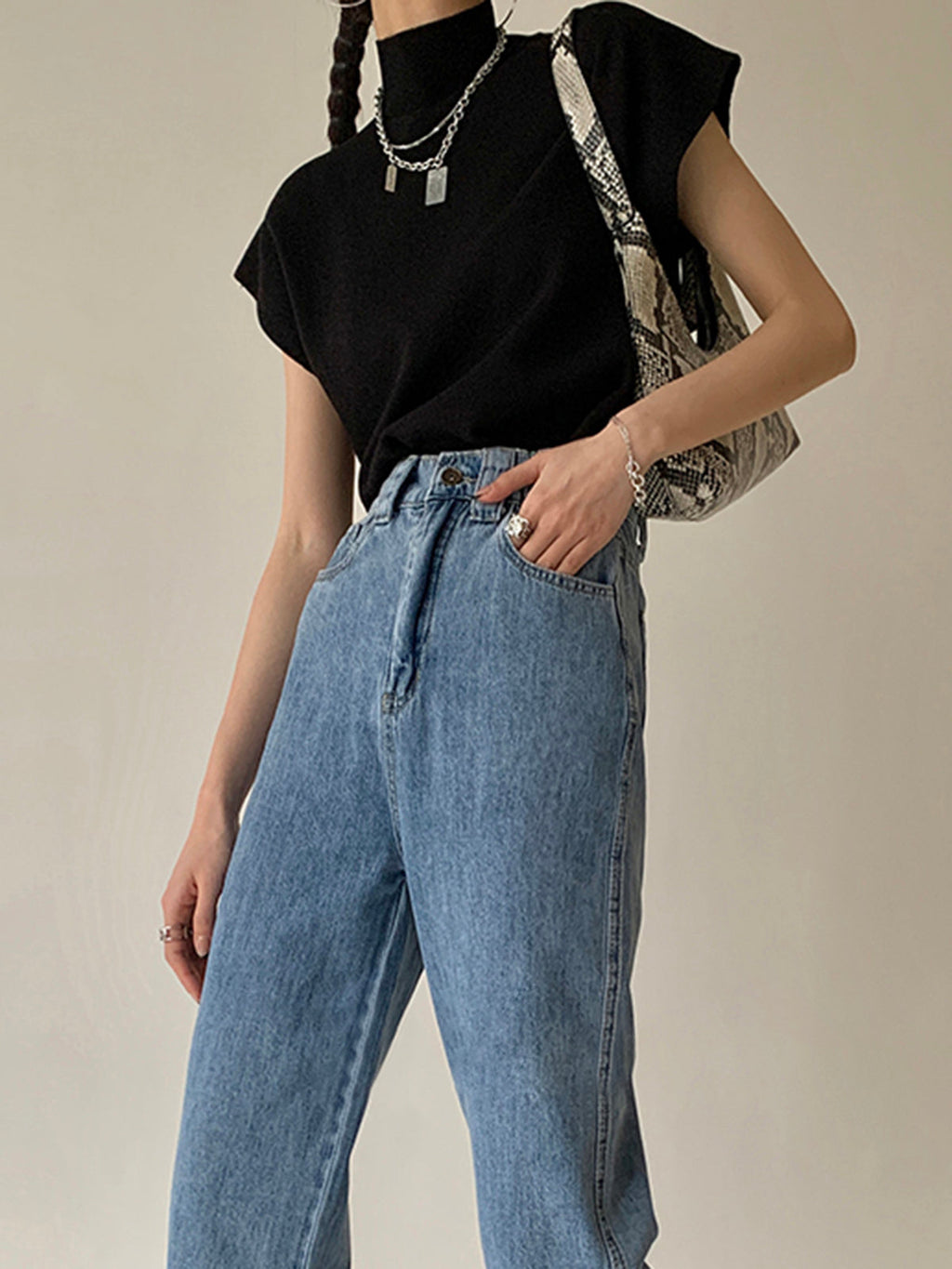 Luisa – Elegant Leisurely Solid Blouse - Image 6