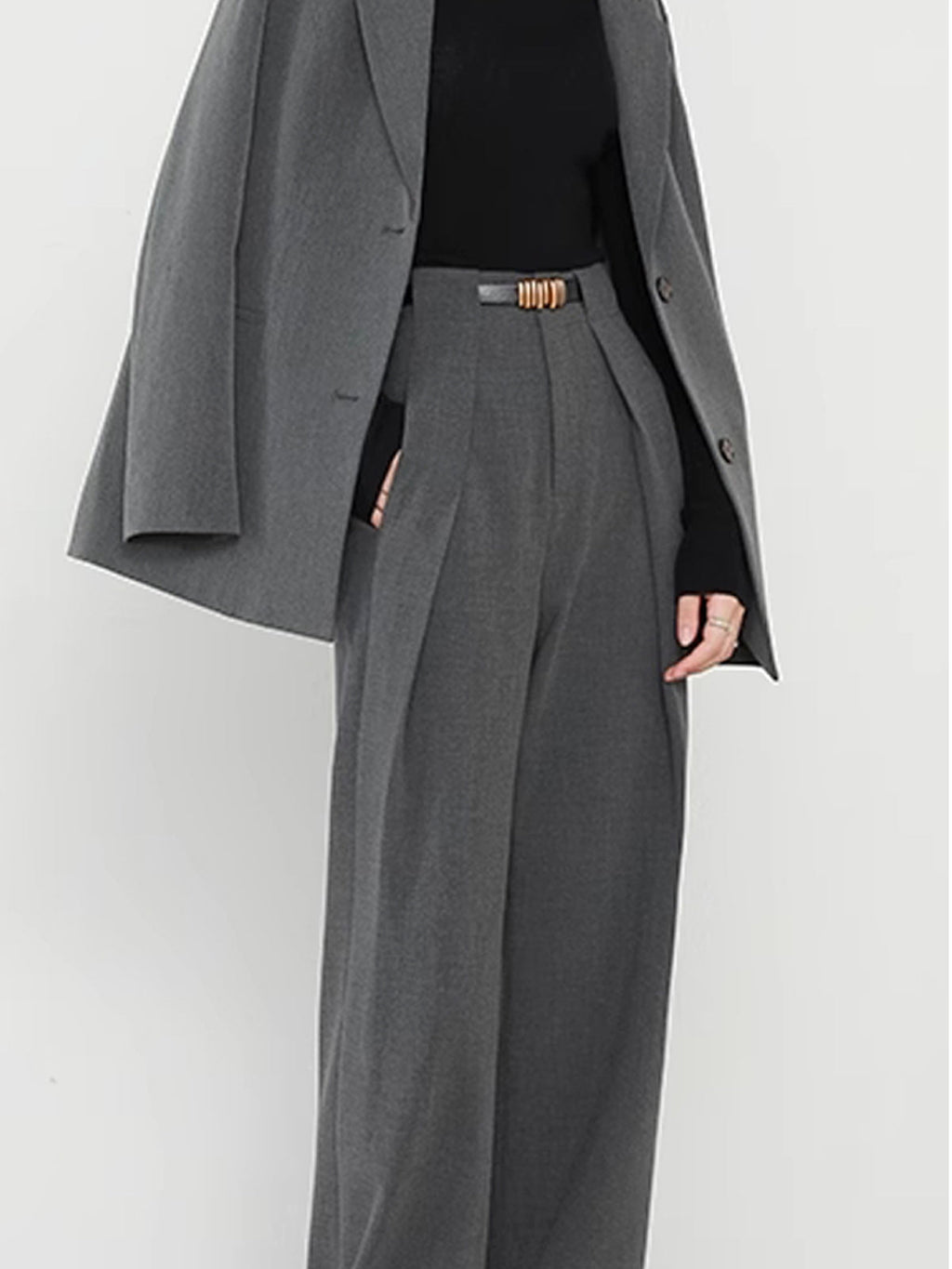 Maja – Plain Pockets Straight Trousers - Image 3