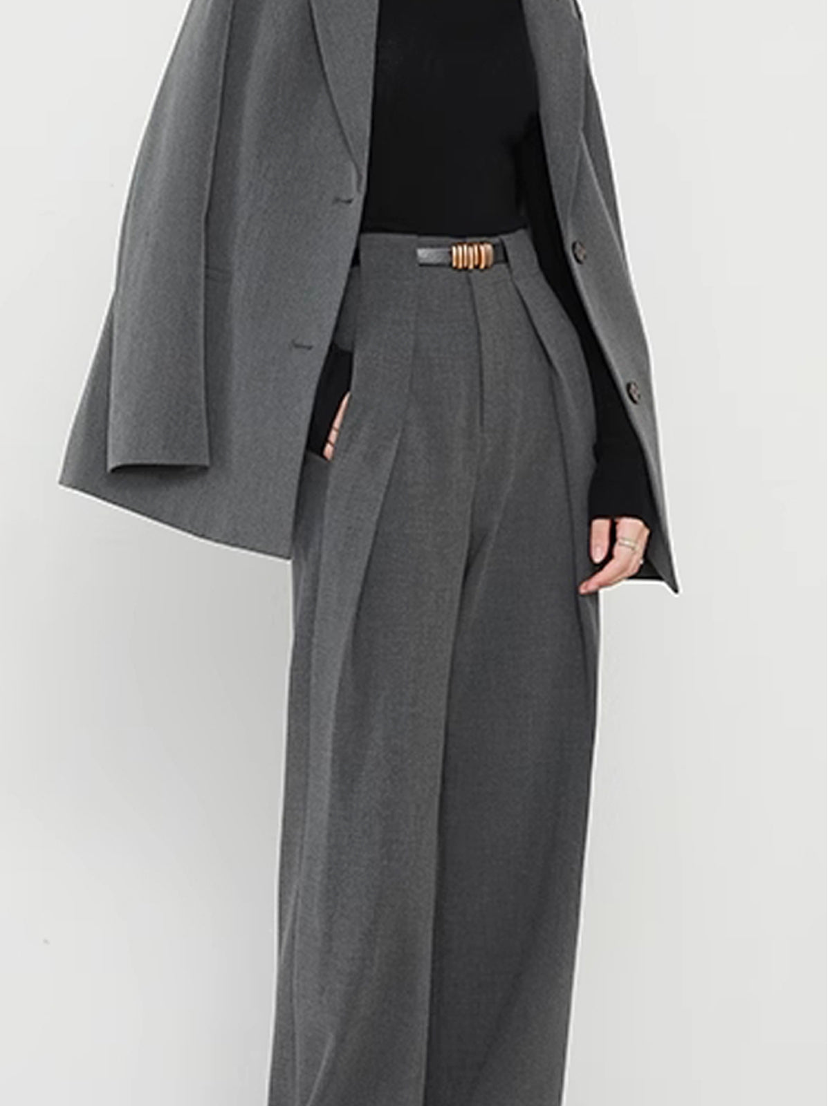 Maja – Plain Pockets Straight Trousers - Image 3