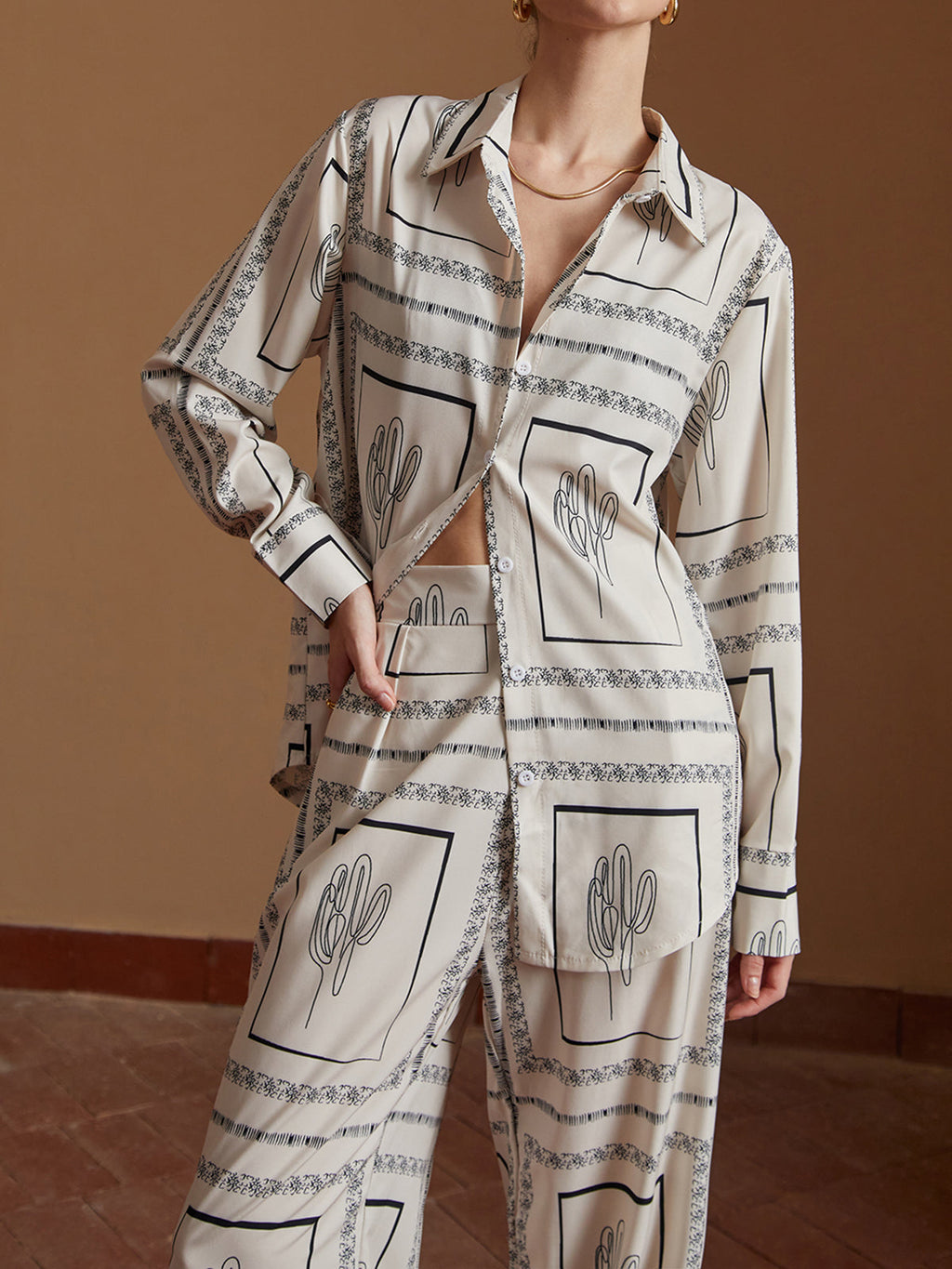 Britta – Chic Cactus Print Pants Set - Image 5