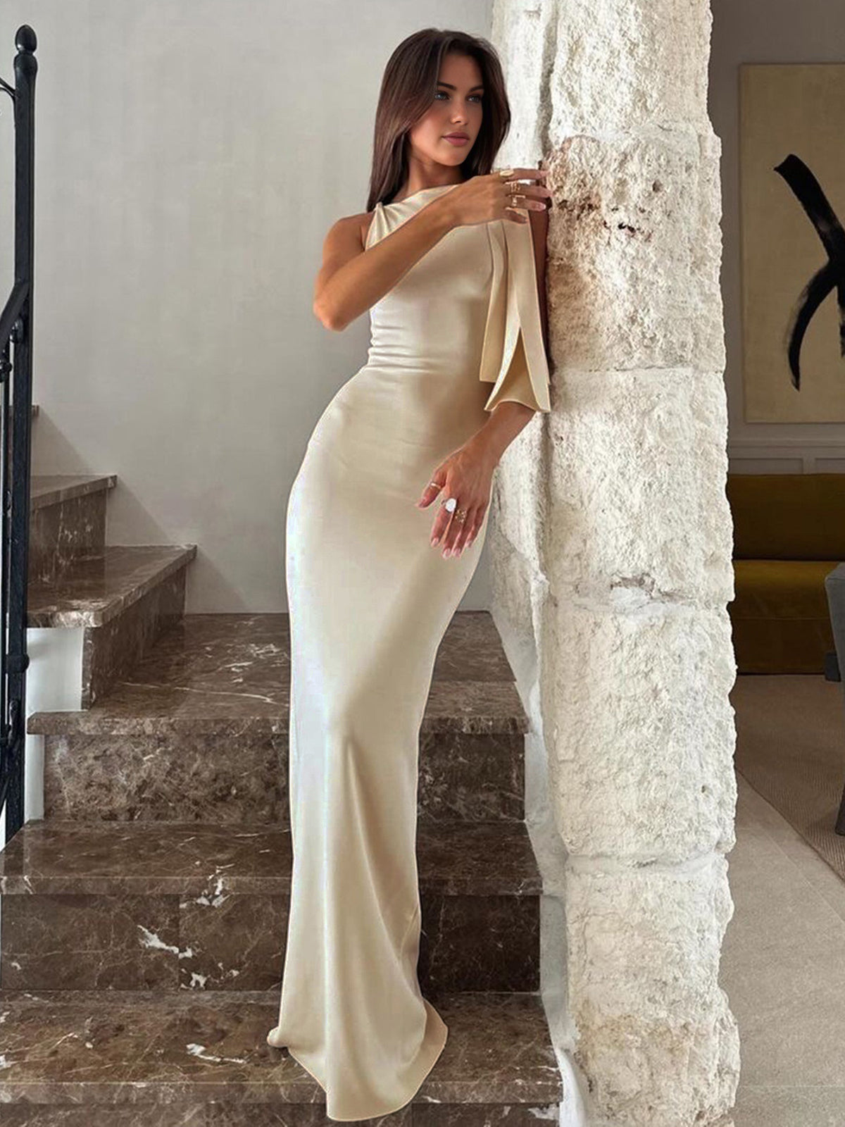 Carina – Elegant Knotted Sleeveless Long Dress - Image 2