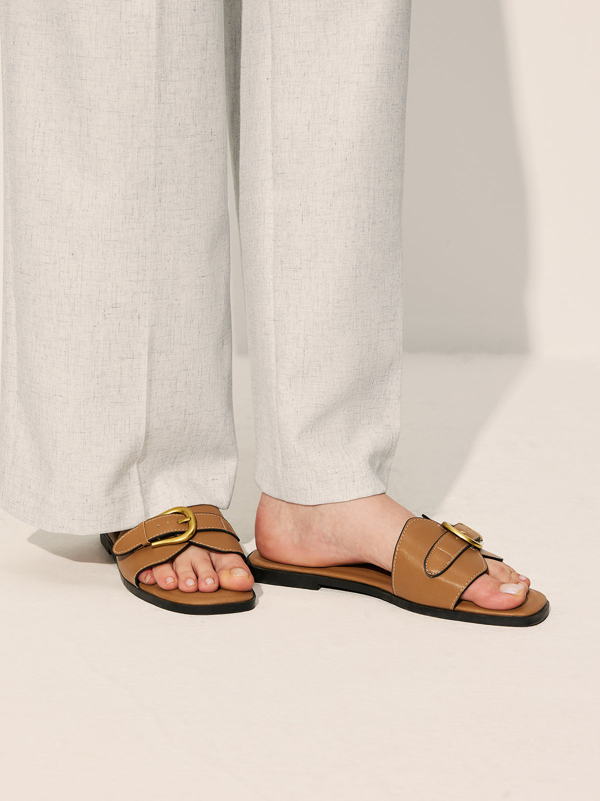 Sabine – Riemchensandalen mit Schnallenverschluss - Image 4