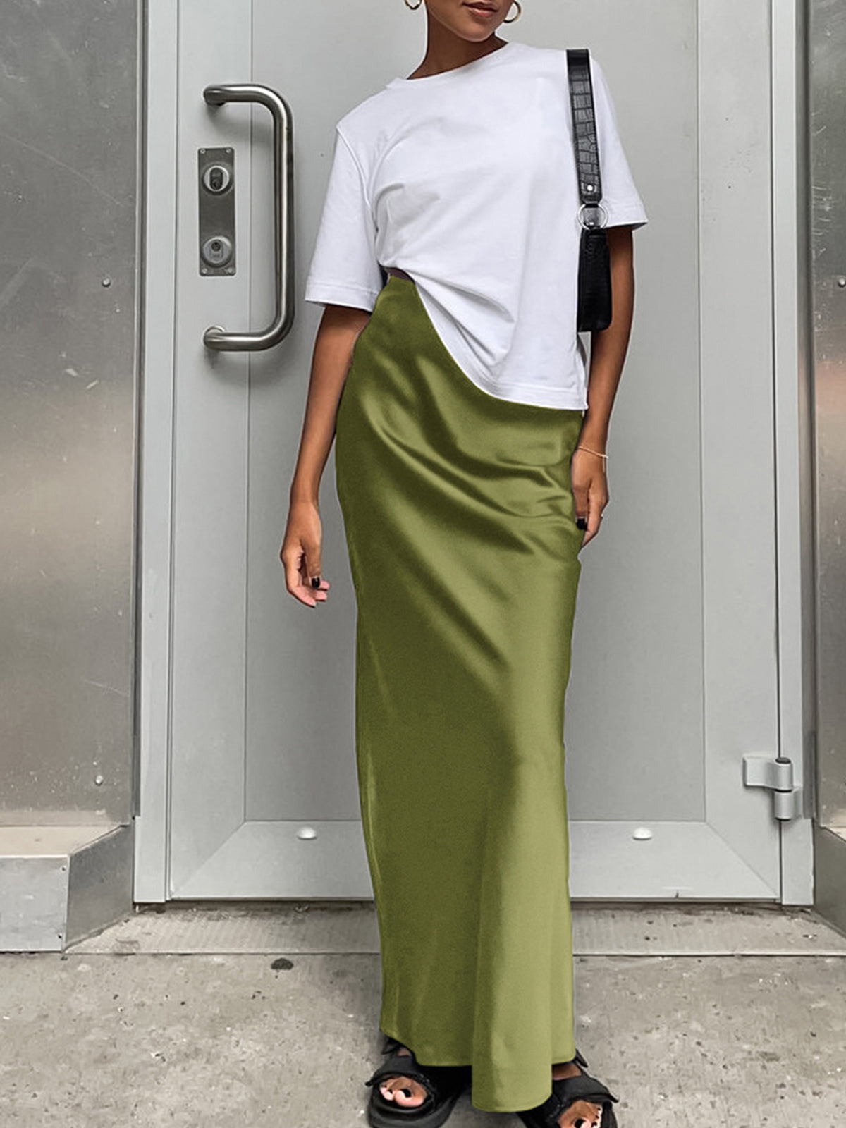 Katrin – Elegant Summer Ensemble - Image 5