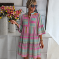 Annemarie – Tiered dress with a geometric pattern