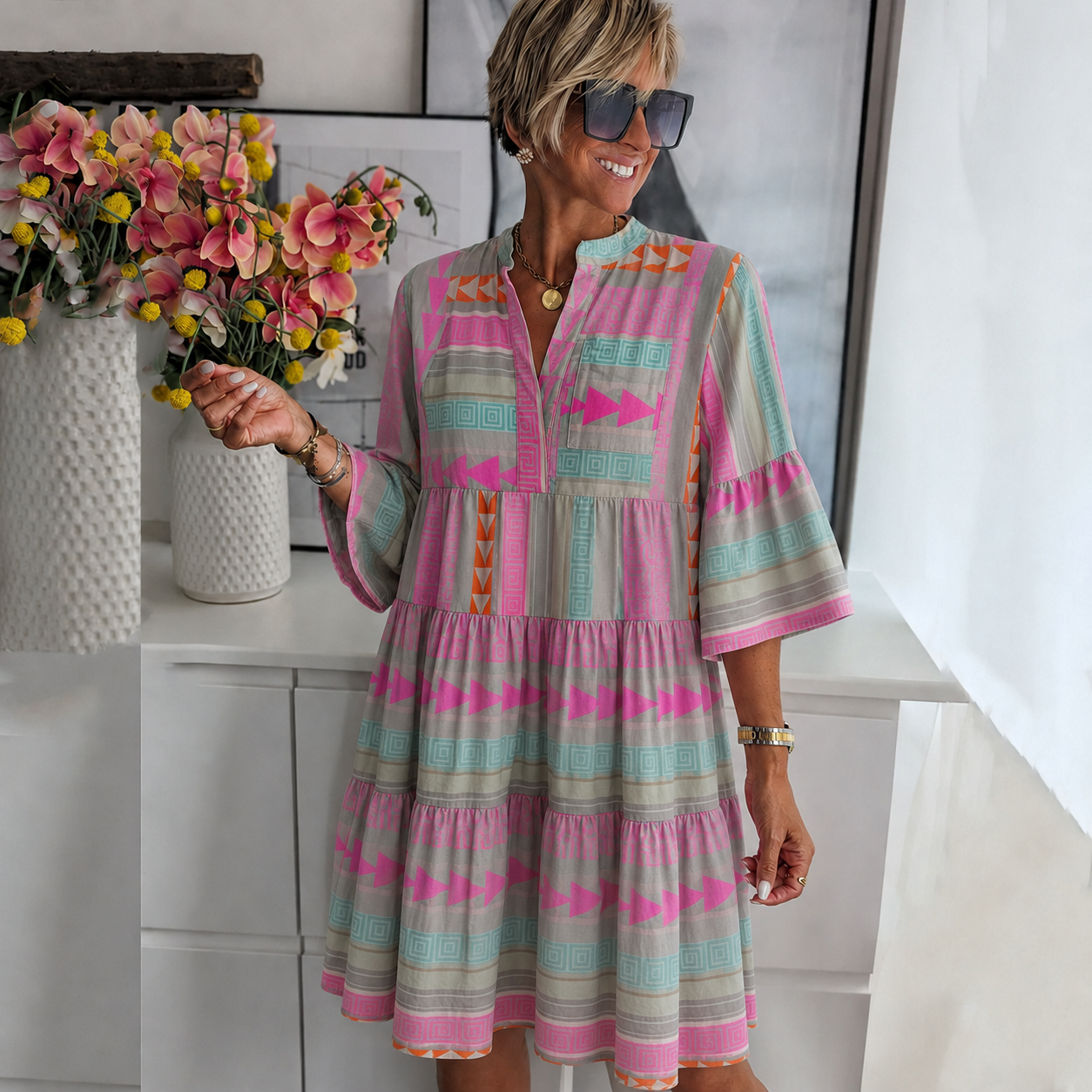Annemarie – Tiered dress with a geometric pattern