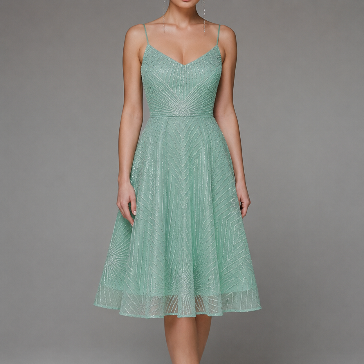 Lena – Stylish with an Open Back Dress