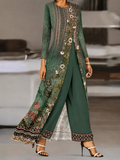 Doreen – An elegant women’s outfit with a floral pattern