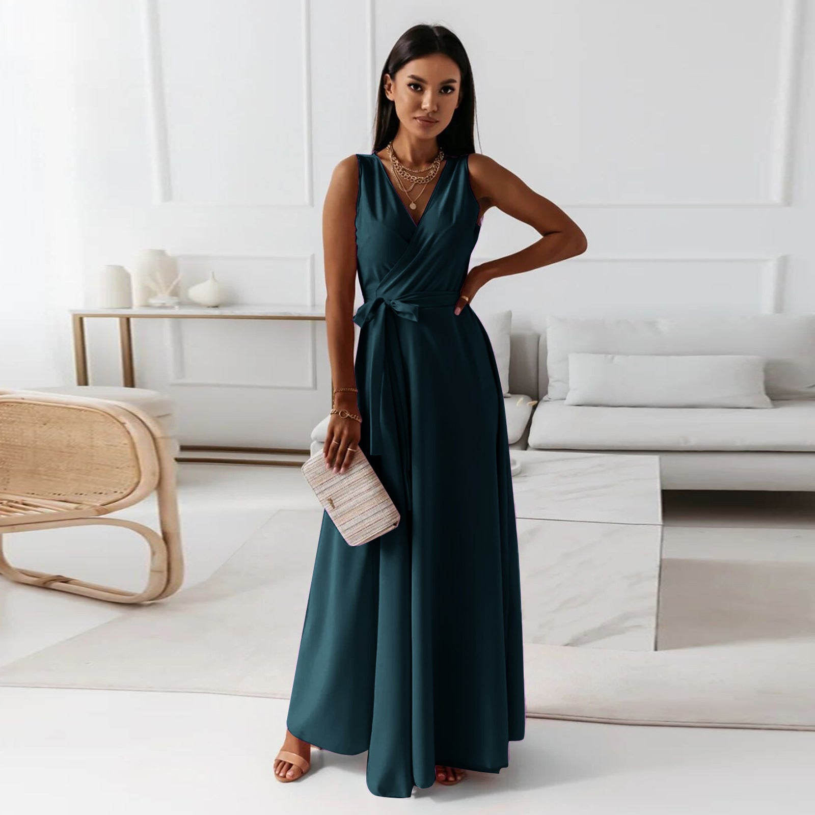 Clara – Elegant V-neck Sleeveless Dress - Image 2