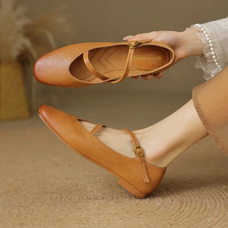 Willow – Women Elegant Flat Shoes - Image 1