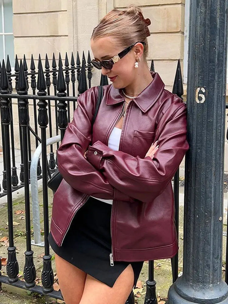 Jacket Women's Oversized Cut with Zip Closure - Image 1