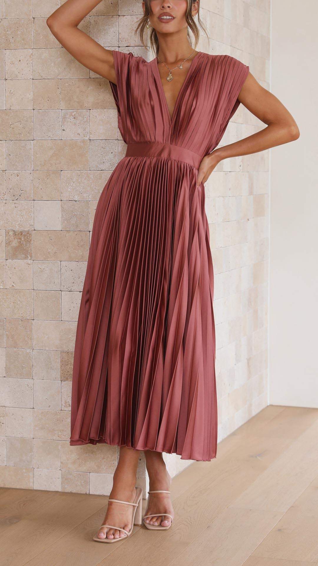Gabriele – V-neck Pleated Dress - Image 2