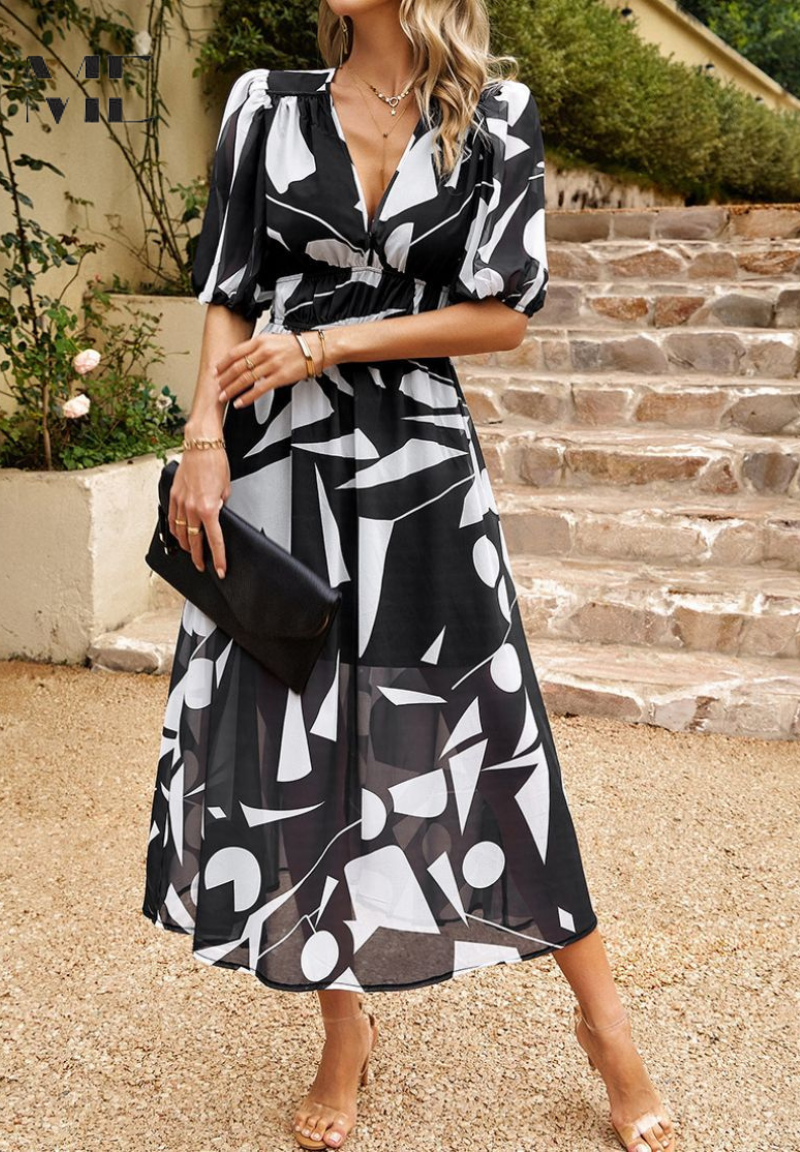 Gesine – V-neck Printed Short-sleeved  Dress - Image 12