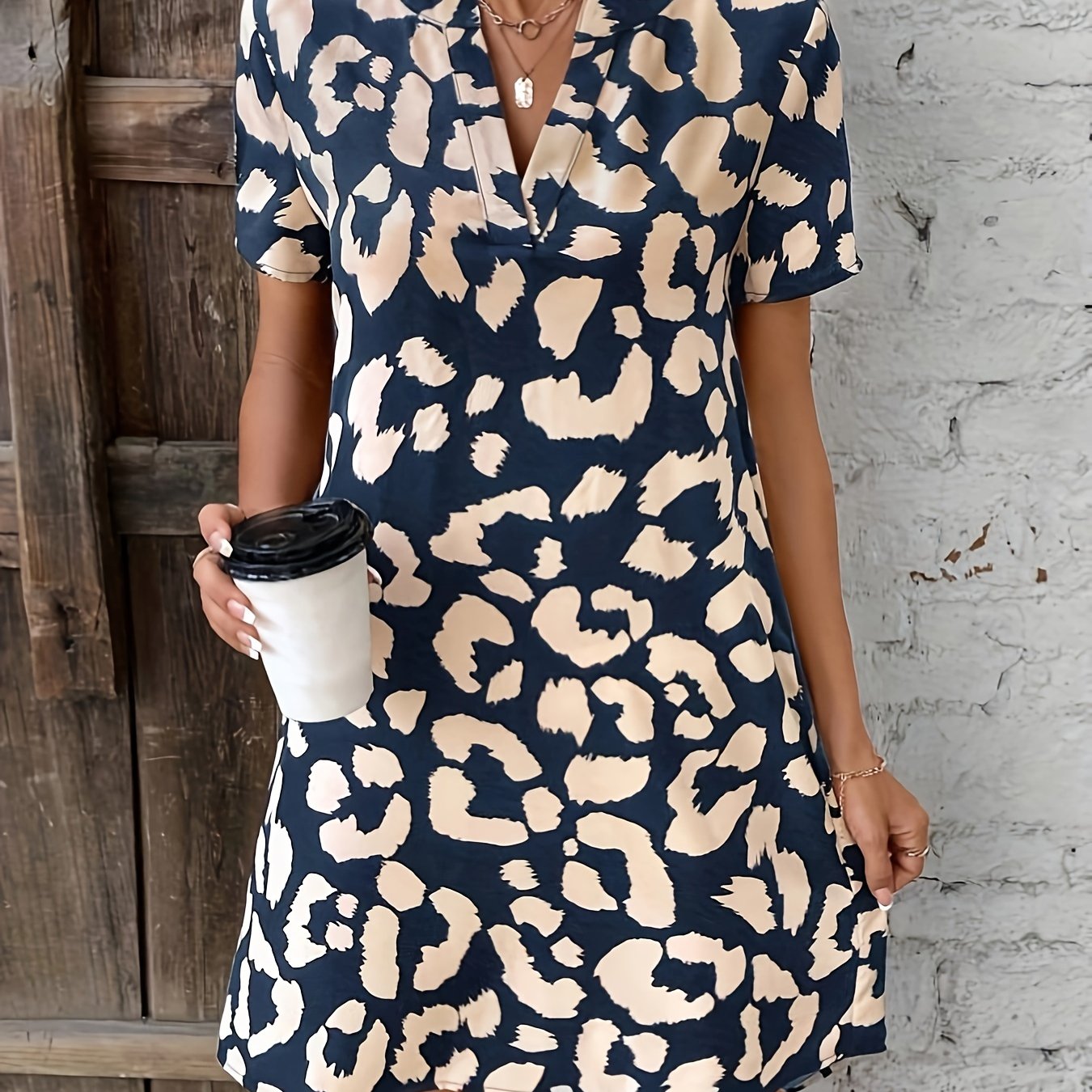 Lila – Women Short Sleeve Leopard Print Dress - Image 12