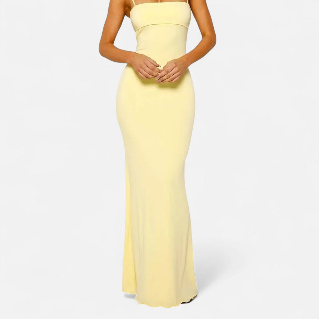 Mia – Elegant Long Backless Dress - Image 3