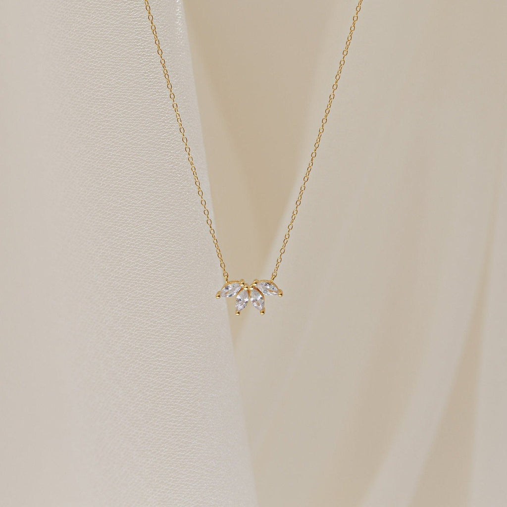 Anja – Elegant Minimalist Floral Necklace - Image 5