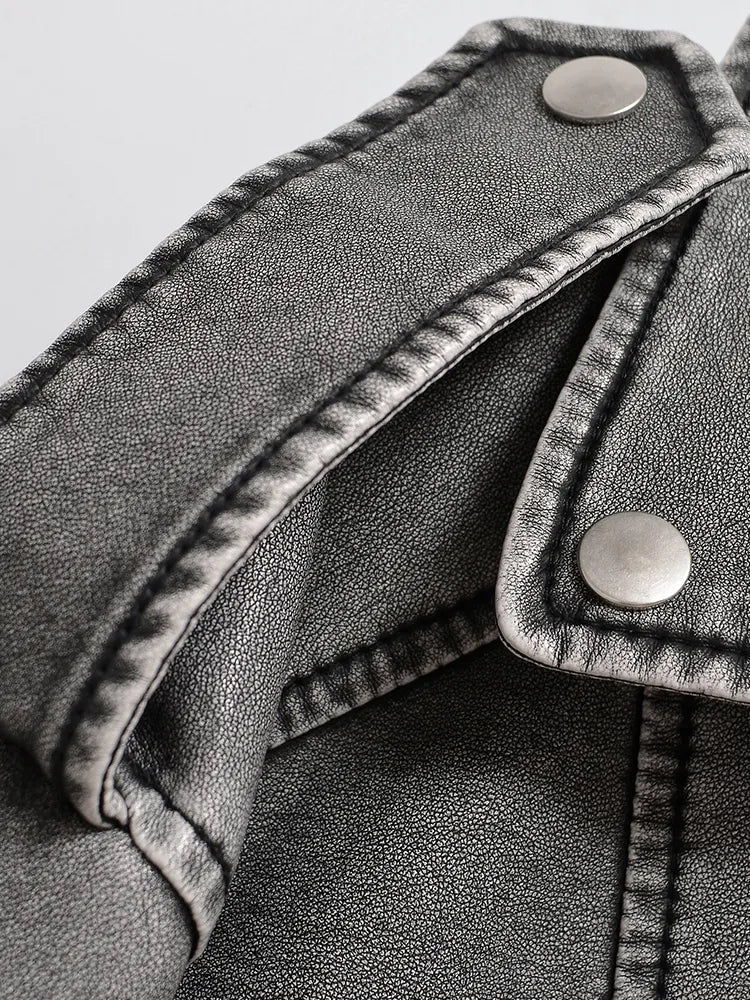 Short women's motorcycle jacket with a belt at the waist - 3 - Elvaroza.com